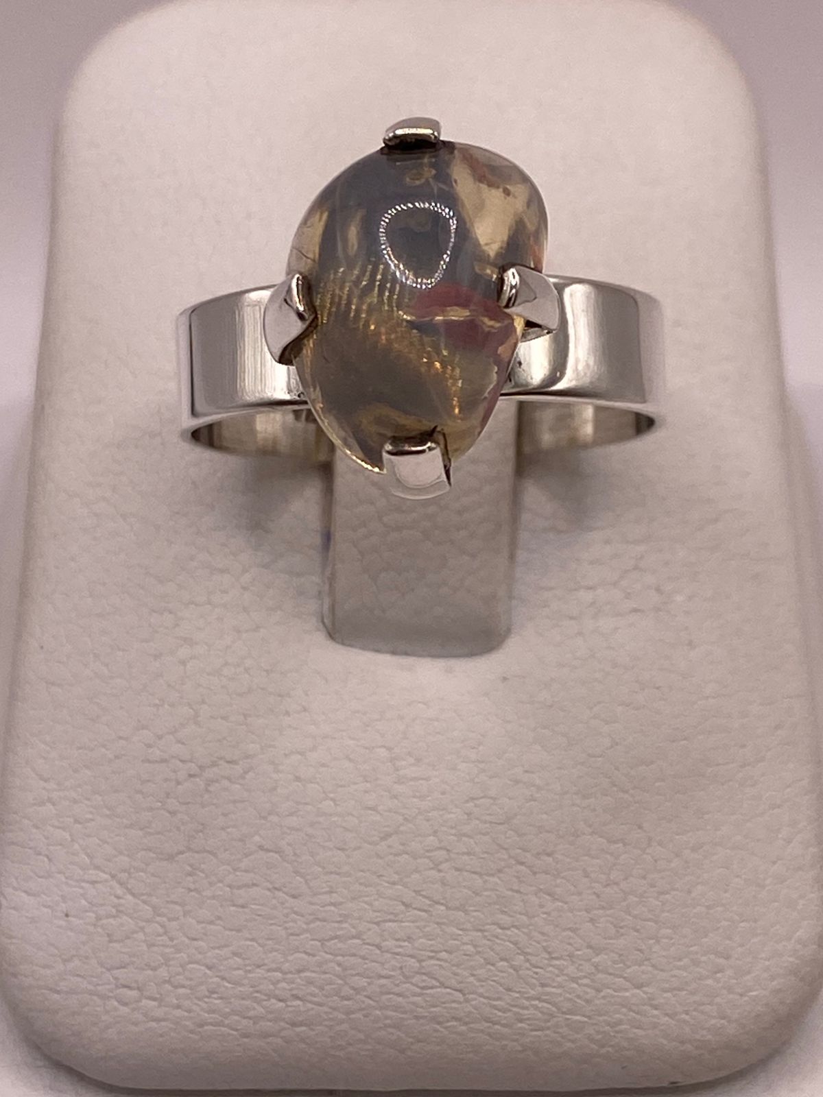 Anillo de Plata Ley 925 con Ópalo de Fuego, vista frontal