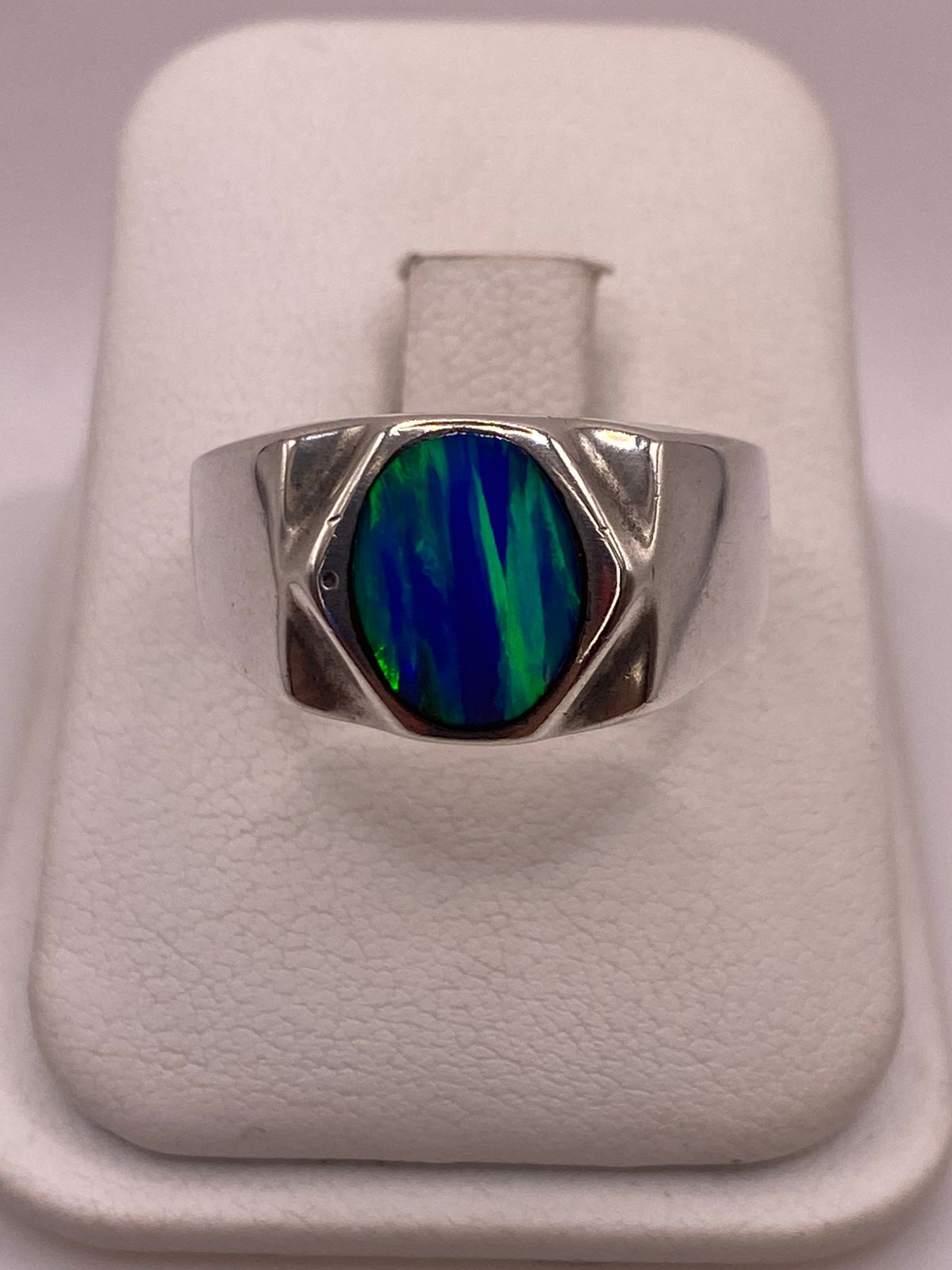 Anillo de Plata Ley 925 con Ópalo de Fuego, vista frontal