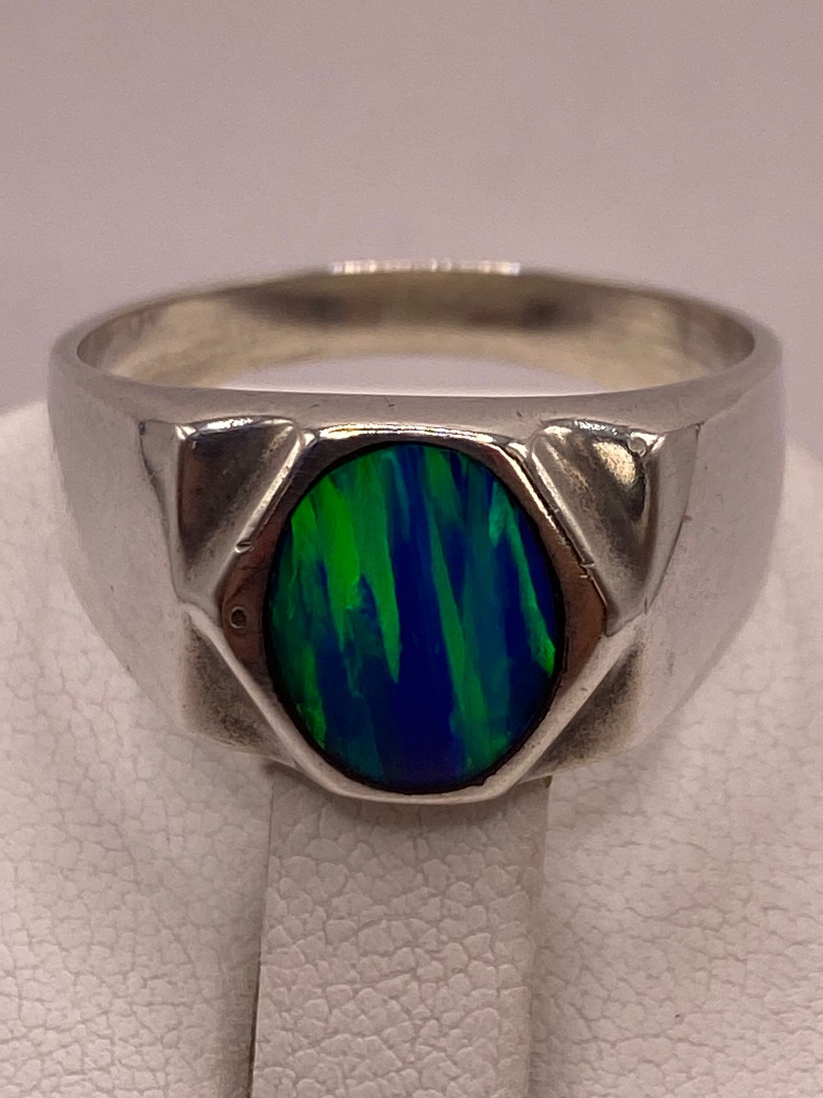 Anillo de Plata Ley 925 con Ópalo de Fuego, sello de autenticidad Plata Ley .925