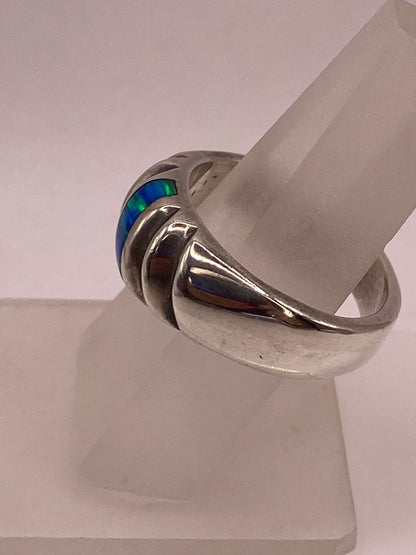 Anillo de Plata Ley 925 con Ópalo de Fuego Azul, vista lateral