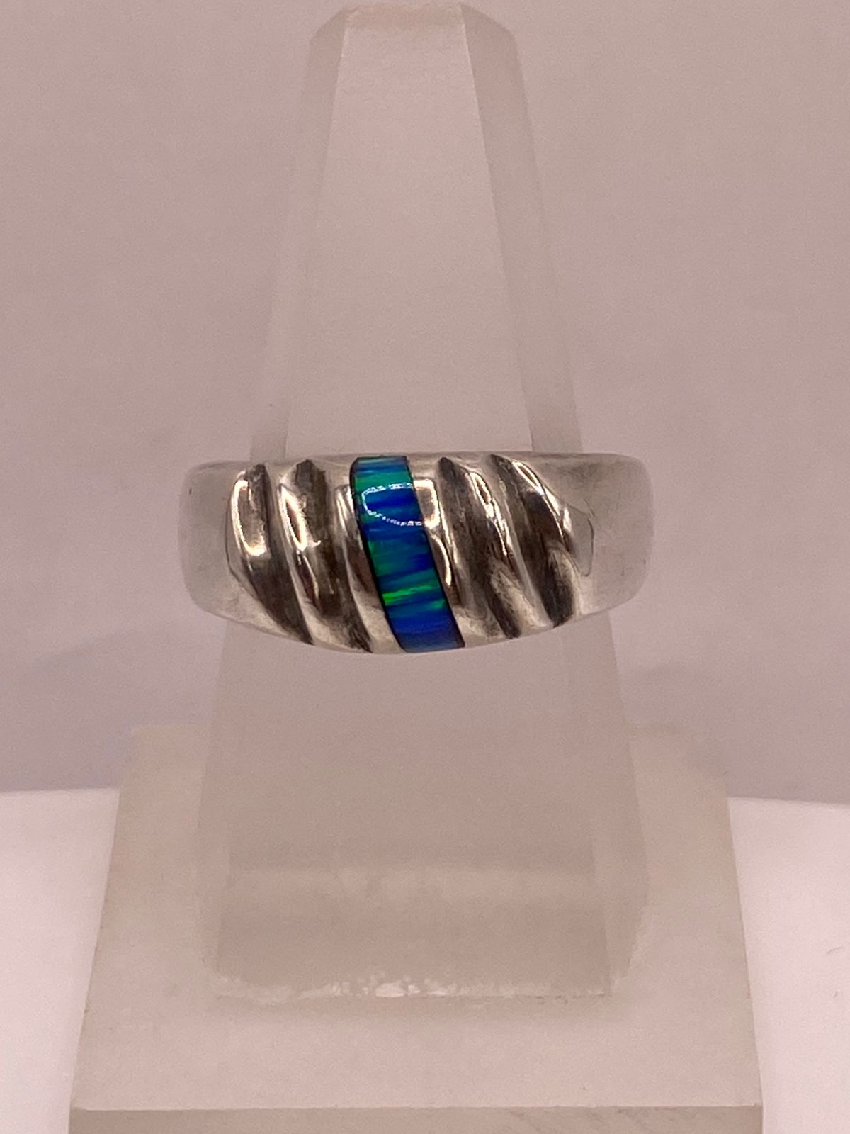 Anillo de Plata Ley 925 con Ópalo de Fuego Azul, sello de autenticidad Plata Ley .925