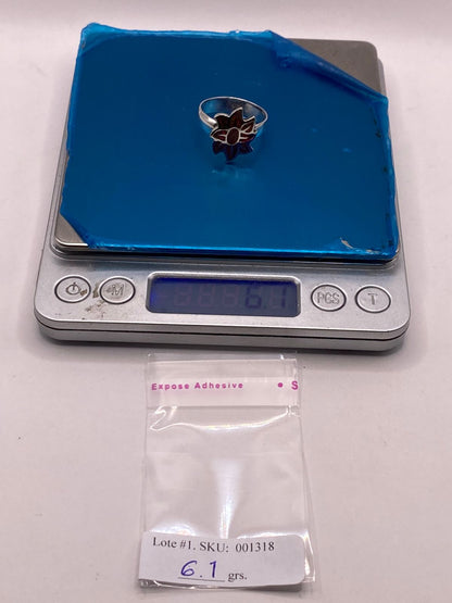 Anillo de Plata Ley .925 con Ópalo de Fuego en Diseño de Flor, peso en gramos (báscula)