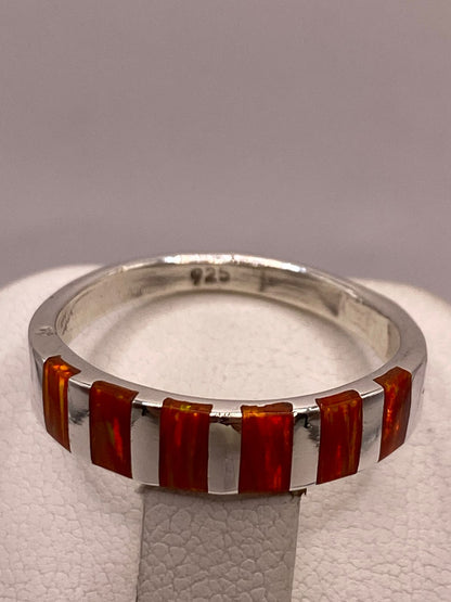 Anillo de Plata Ley 925 con Ópalo de Fuego Naranja, sello de autenticidad Plata Ley .925