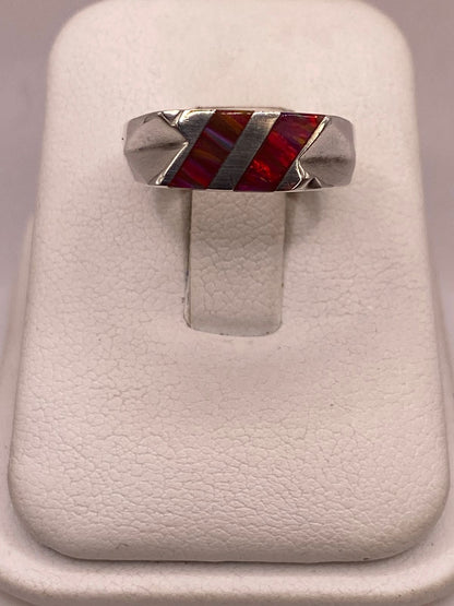 Anillo de Plata Ley 925 con Ópalo de Fuego Rojo y Naranja — ángulo diagonal