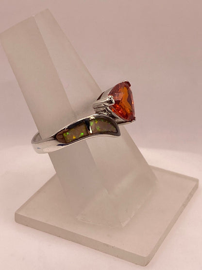 Anillo de Plata Ley 925 con Ópalo de Fuego, Zirconias y Piedra Central Naranja, vista frontal