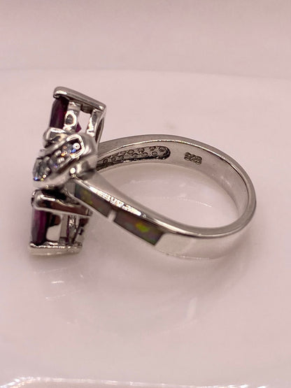 Anillo de Plata Ley 925 con Ópalo de Fuego, Zirconias y Piedras Fucsia, sello de autenticidad Plata Ley .925