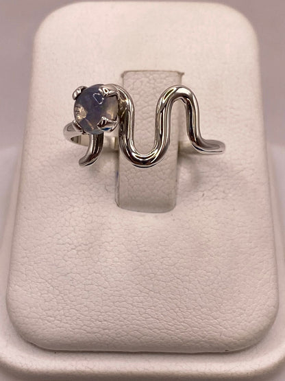 Anillo de Plata Ley 925 con Ópalo Natural, vista superior