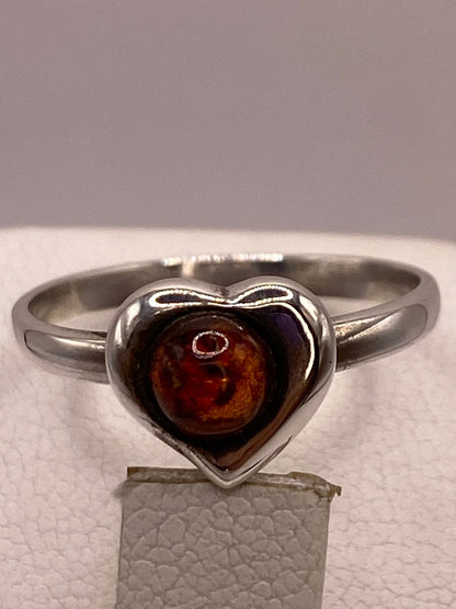 Anillo de Plata Ley 925 con Piedra Ámbar en Diseño Corazón, sello de autenticidad Plata Ley .925