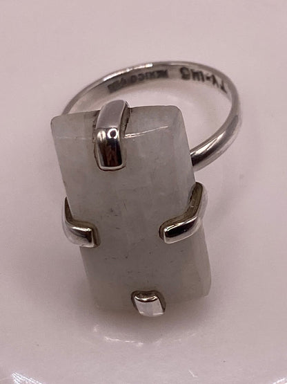 Anillo de Plata Ley 925 con Piedra Luna Natural, sello de autenticidad Plata Ley .925