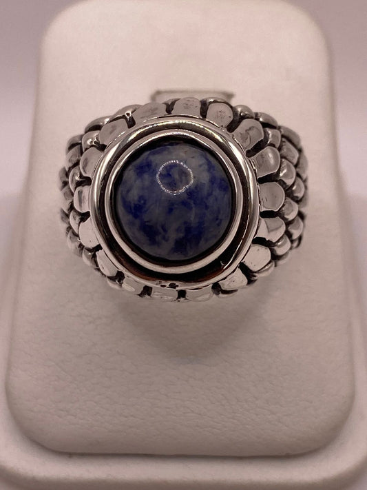 Anillo de Plata Ley 925 con Sodalita Azul — ángulo diagonal
