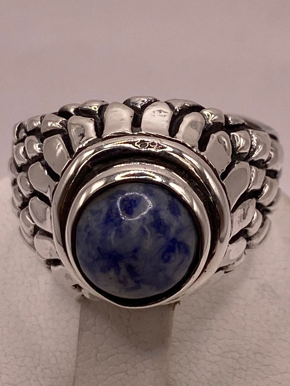 Anillo de Plata Ley 925 con Sodalita Azul, sello de autenticidad Plata Ley .925