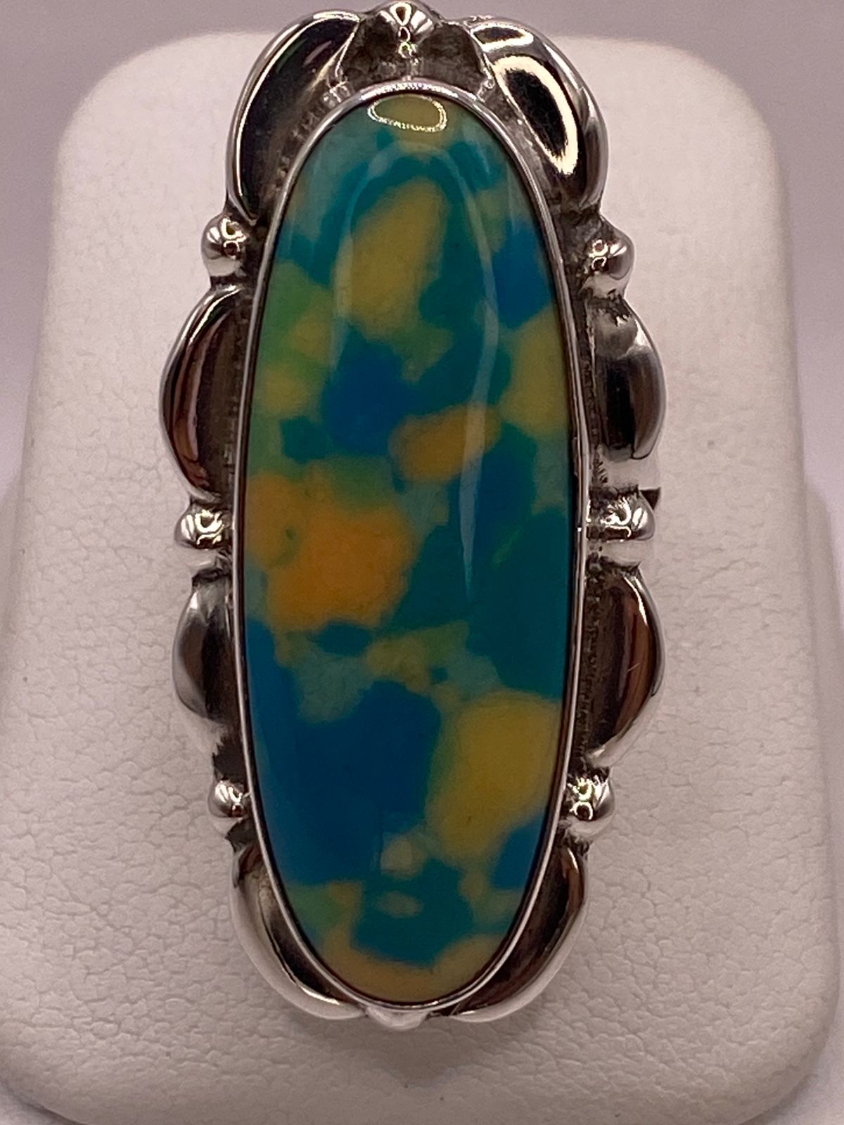 Anillo de Plata Ley 925 con Turquesa Multicolor — ángulo diagonal