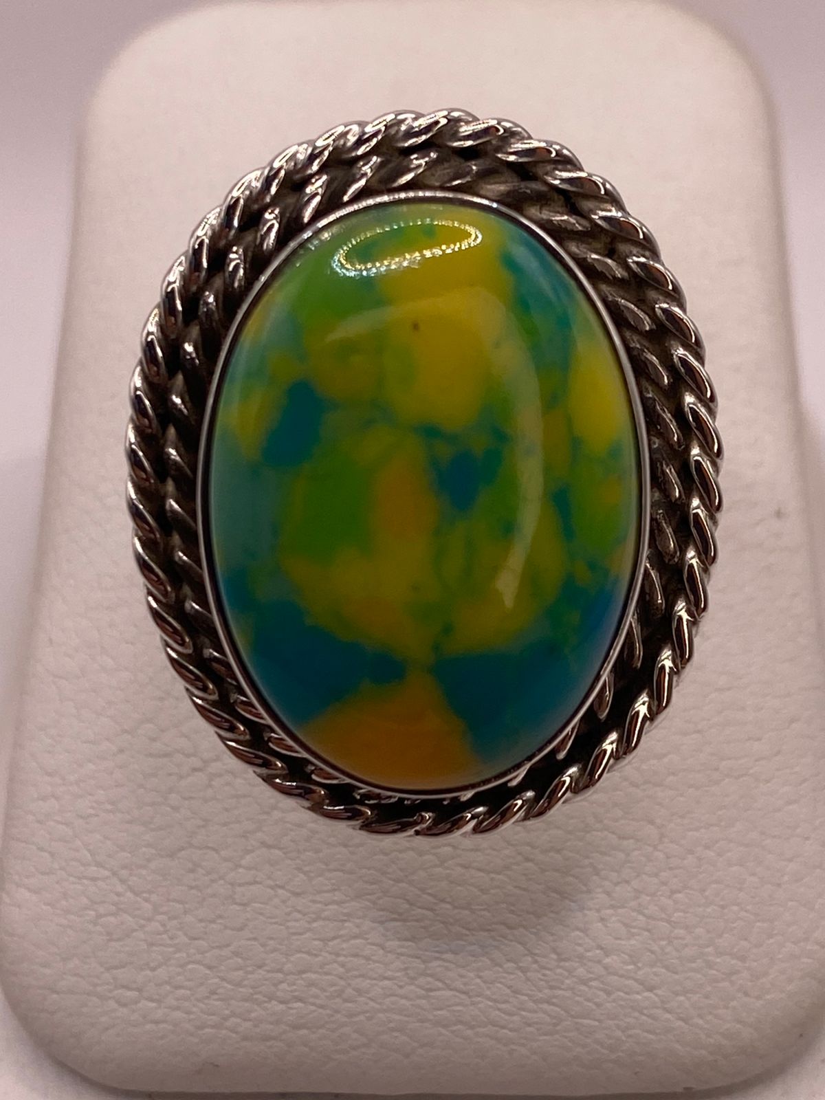 Anillo de Plata Ley 925 con Turquesa Multicolor — ángulo diagonal