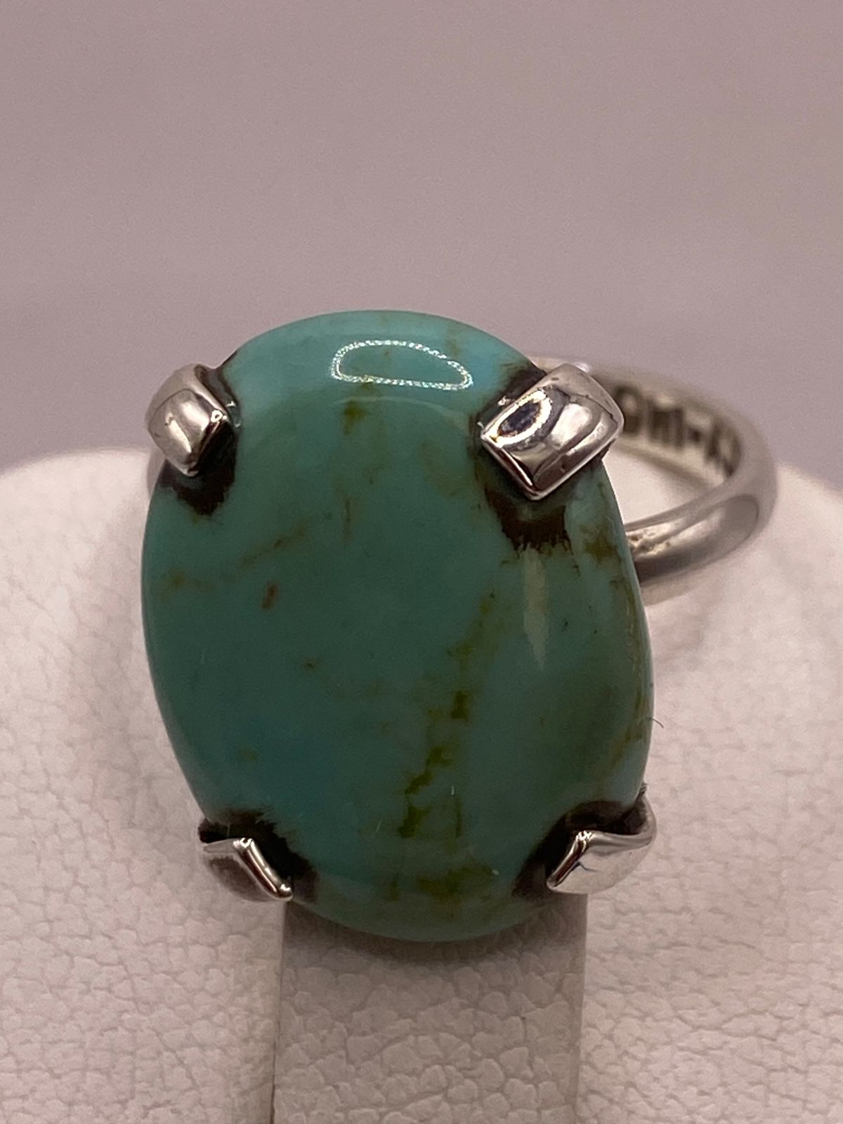 Anillo de Plata Ley 925 con Turquesa Natural, sello de autenticidad Plata Ley .925