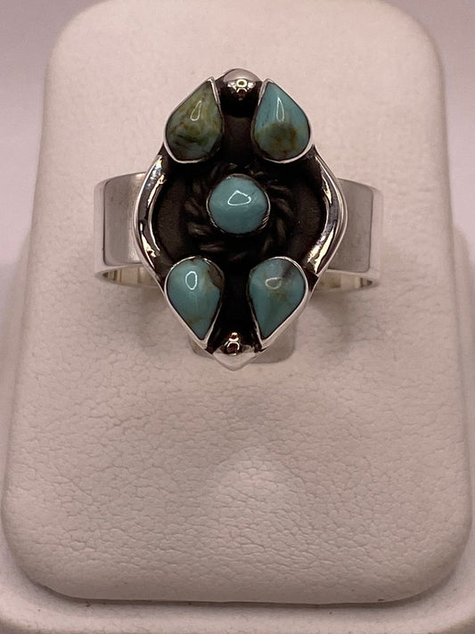 Anillo de Plata Ley 925 con Turquesa Natural — ángulo diagonal