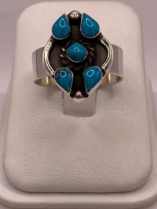 Anillo de Plata Ley 925 con Turquesa Natural — ángulo diagonal