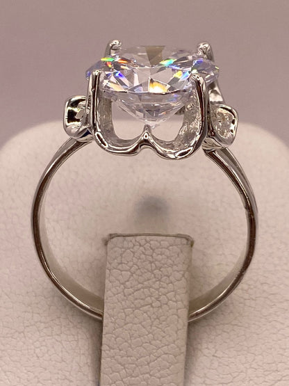 Anillo de Plata Ley 925 con Zirconia Blanca, vista posterior