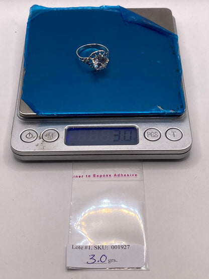 Anillo de Plata Ley 925 con Zirconia Blanca y Corazones Calados, peso en gramos (báscula)