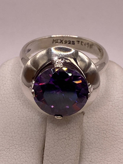 Anillo de Plata Ley 925 con Zirconia Violeta Redonda, sello de autenticidad Plata Ley .925