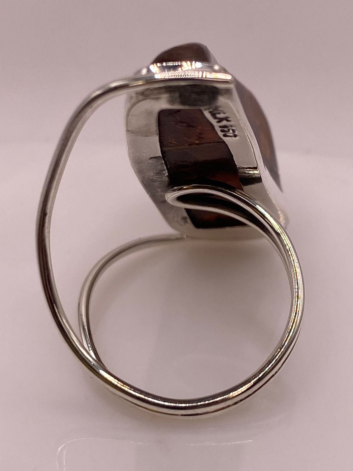 Anillo de Plata Ley 950 con Ámbar Natural, sello de autenticidad Plata Ley .925