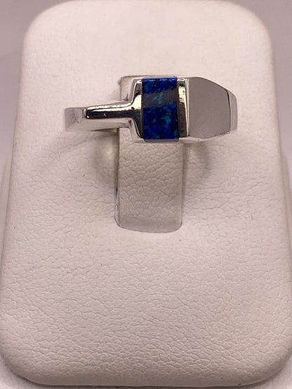 Anillo de Plata Ley 950 con Ópalo Azul Geométrico — ángulo diagonal