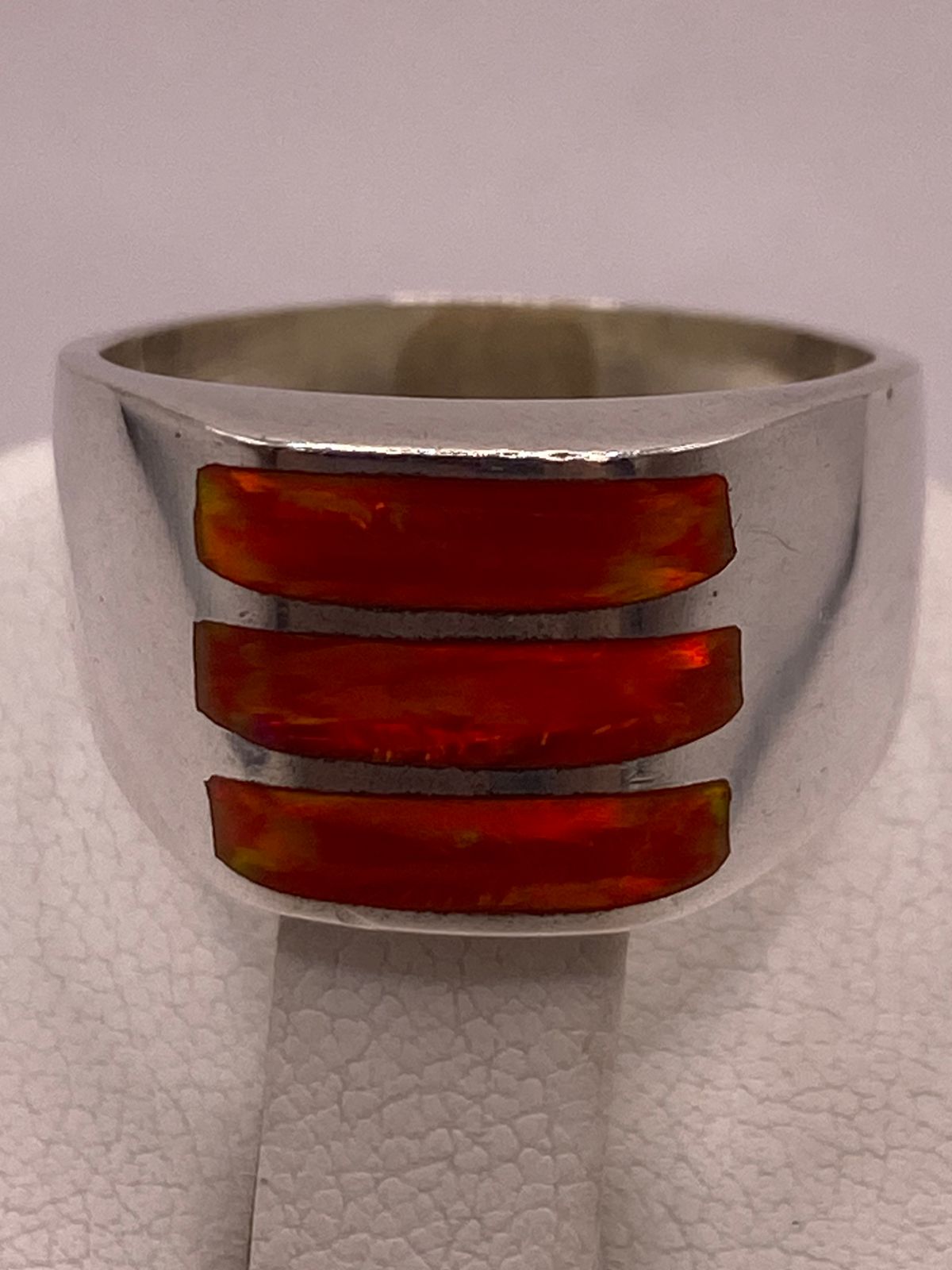 Anillo de Plata Ley 950 con Ópalo de Fuego, sello de autenticidad Plata Ley .925