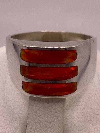 Anillo de Plata Ley 950 con Ópalo de Fuego, sello de autenticidad Plata Ley .925