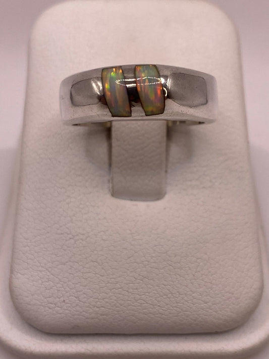 Anillo de Plata Ley 950 con Ópalo de Fuego — ángulo diagonal