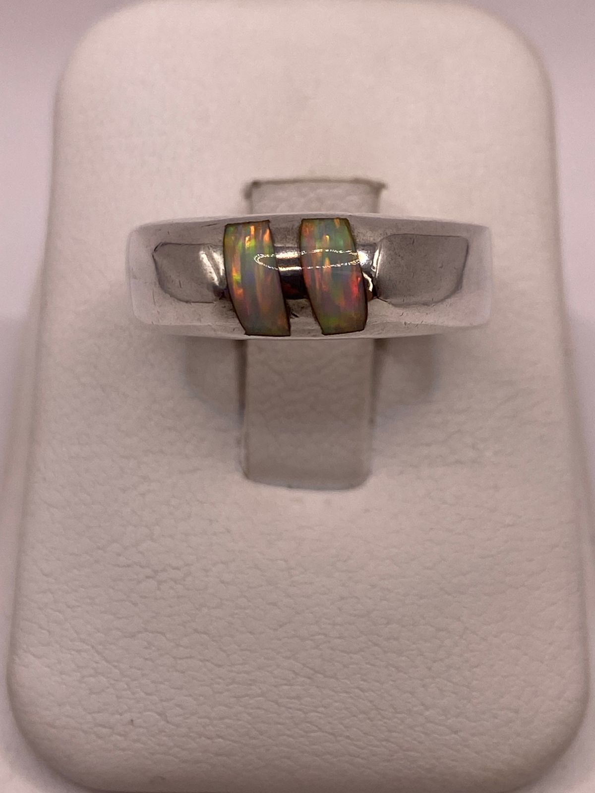 Anillo de Plata Ley 950 con Ópalo de Fuego, vista frontal