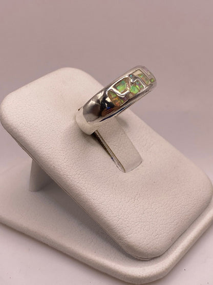 Anillo de Plata Ley 950 con Ópalo de Fuego, vista lateral