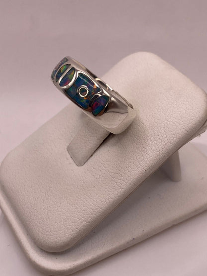 Anillo de Plata Ley 950 con Ópalo de Fuego Azul Rey, vista lateral