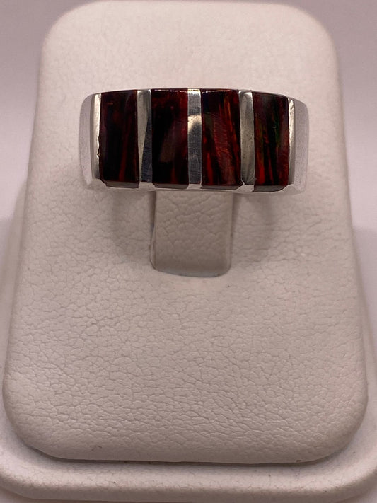 Anillo de Plata Ley 950 con Ópalo de Fuego Rojo en báscula mostrando peso