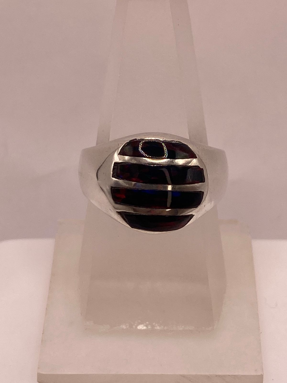 Anillo de Plata Ley 950 con Ópalo de Fuego Rojo — vista lateral