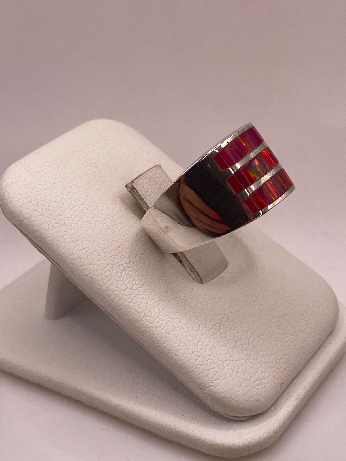 Anillo de Plata Ley 950 con Ópalo de Fuego Rosa y Morado, vista frontal