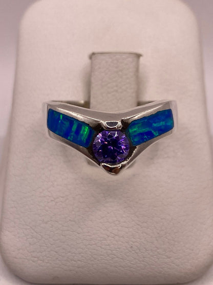 Anillo de Plata Ley 9250 con Ópalo de Fuego y Zirconia Morada, vista frontal