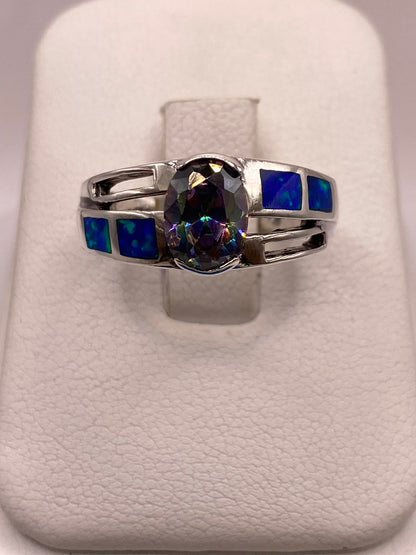 Anillo de Plata Ley 950 con Ópalo de Fuego y Zirconia Tornasol, vista de detalle