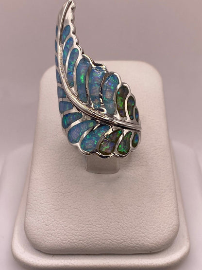 Anillo de Plata Ley 950 con Ópalo Azul — ángulo diagonal