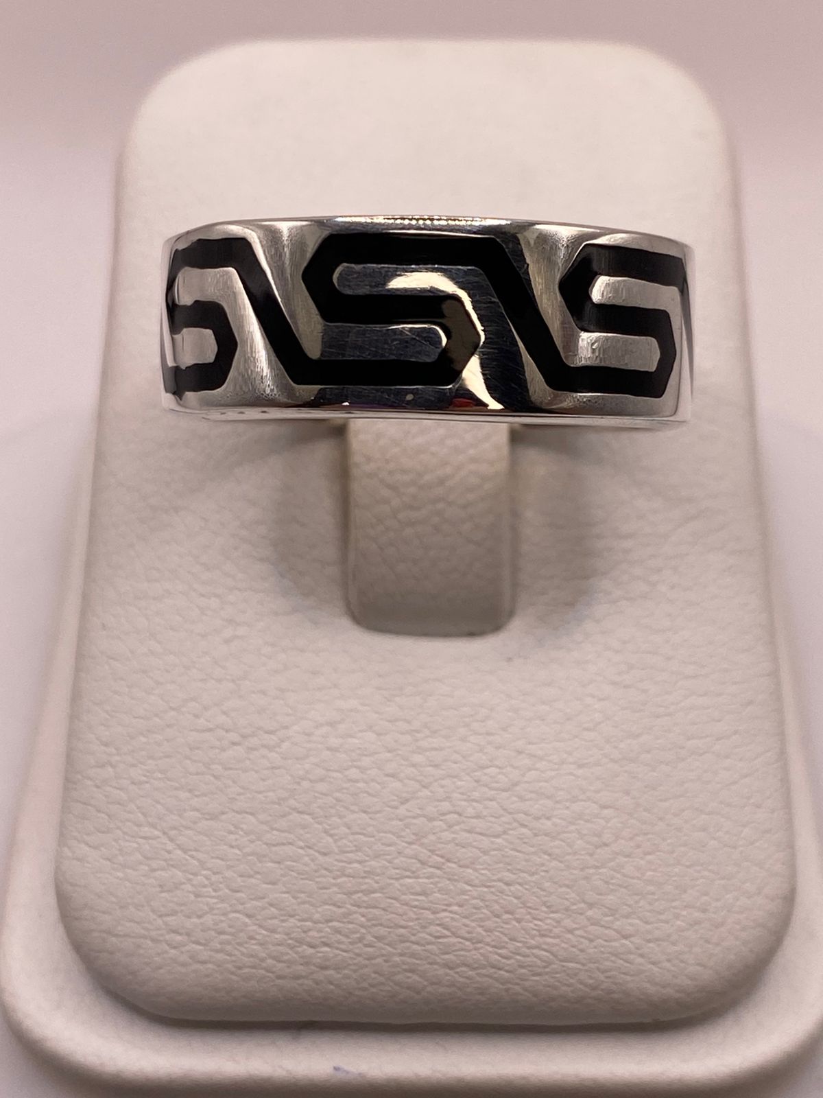 Anillo de Plata .925 con Greca Prehispánica, vista frontal
