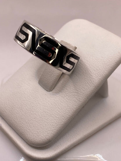 Anillo de Plata .925 con Greca Prehispánica, vista frontal