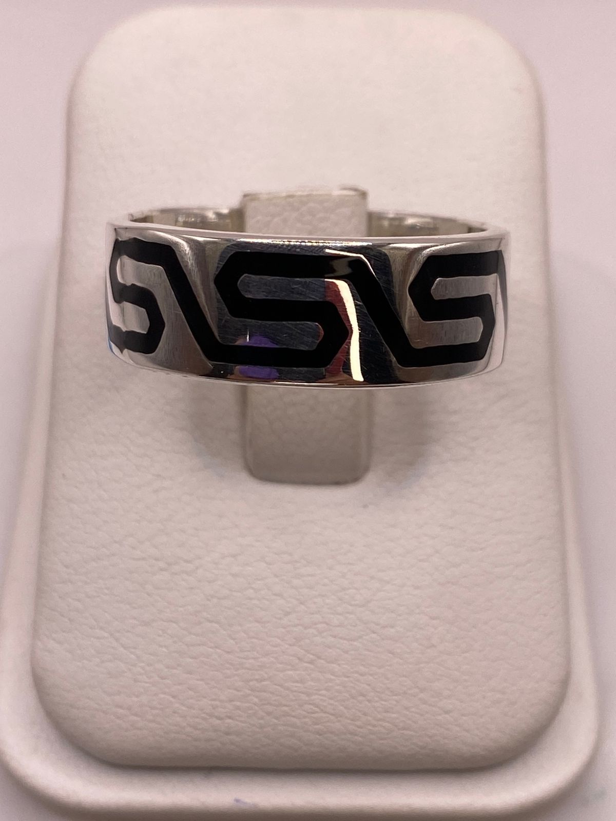 Anillo de Plata .925 con Greca Prehispánica, vista lateral