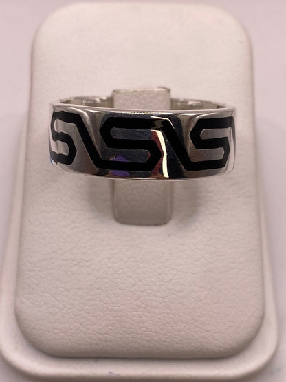 Anillo de Plata .925 con Greca Prehispánica, sello de autenticidad Plata Ley .925