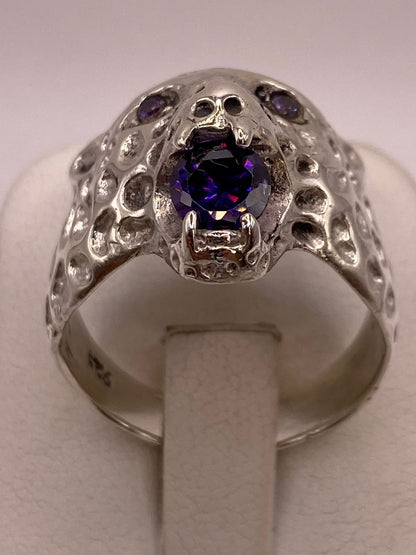 Anillo de Plata 925 Jaguar con Zirconias Moradas, sello de autenticidad Plata Ley .925