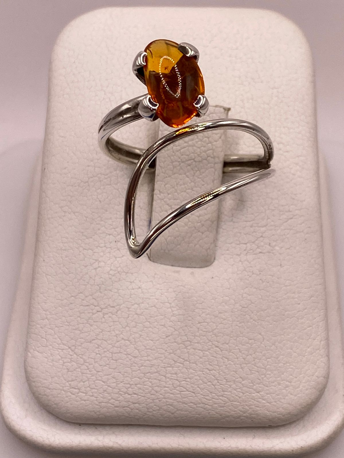 Anillo de Plata 925 con Piedra Ámbar, vista frontal