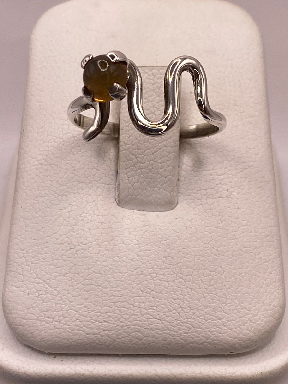 Anillo de Plata 925 con Piedra Ámbar, vista superior