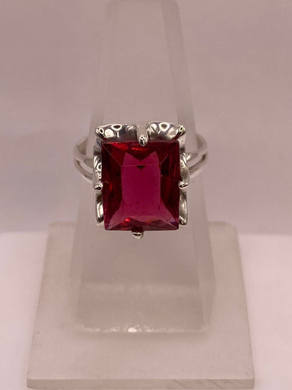 Anillo de Plata 925 con Zirconia Color Fucsia, vista superior