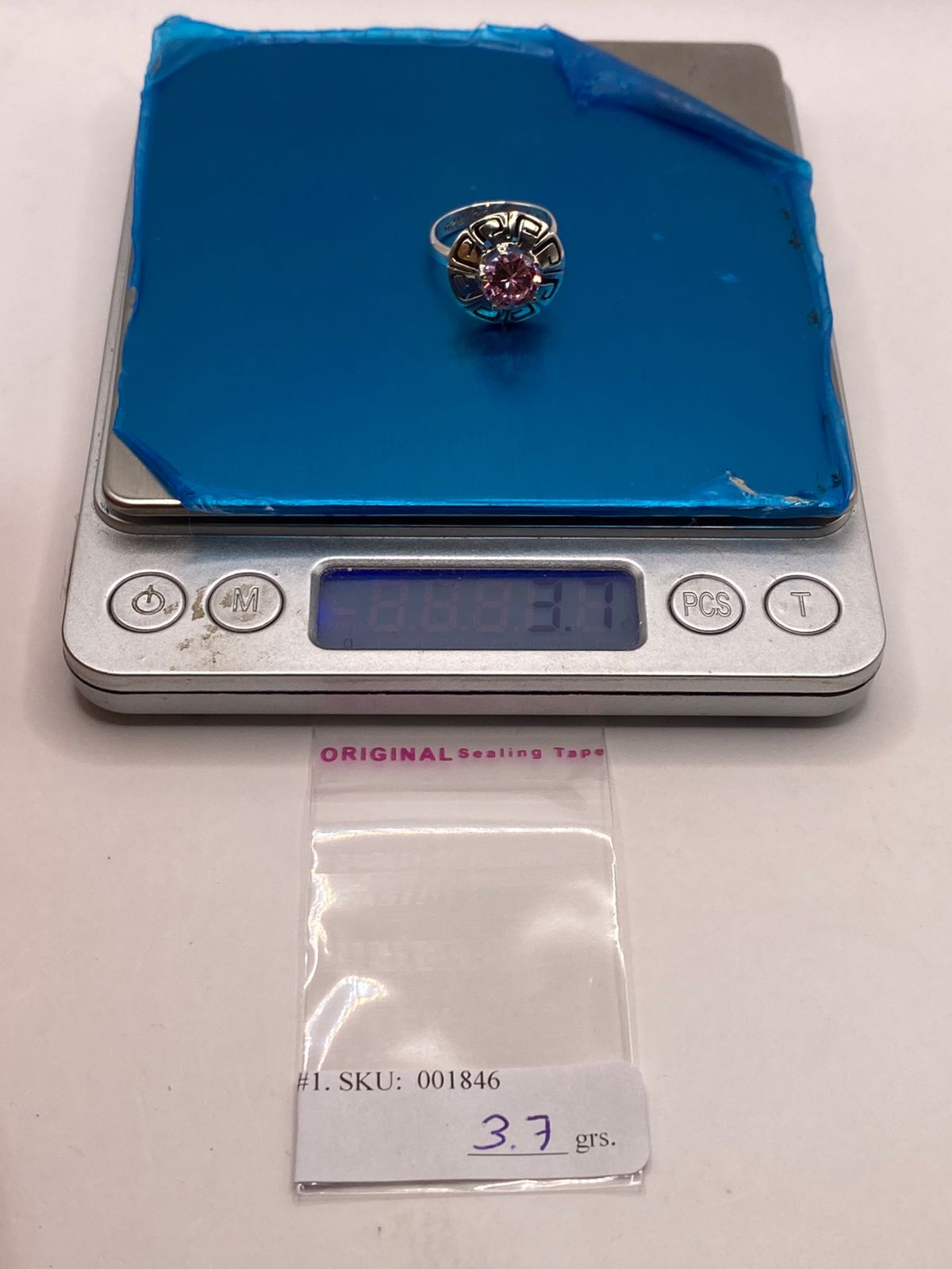 Anillo de Plata 925 con Zirconia Rosa Facetada Diseño Circular Tipo Greca, peso en gramos (báscula)