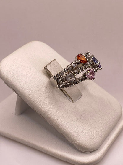 Anillo de Plata 925 con Zirconias Multicolor Diseño Triple Banda Elegante, vista lateral