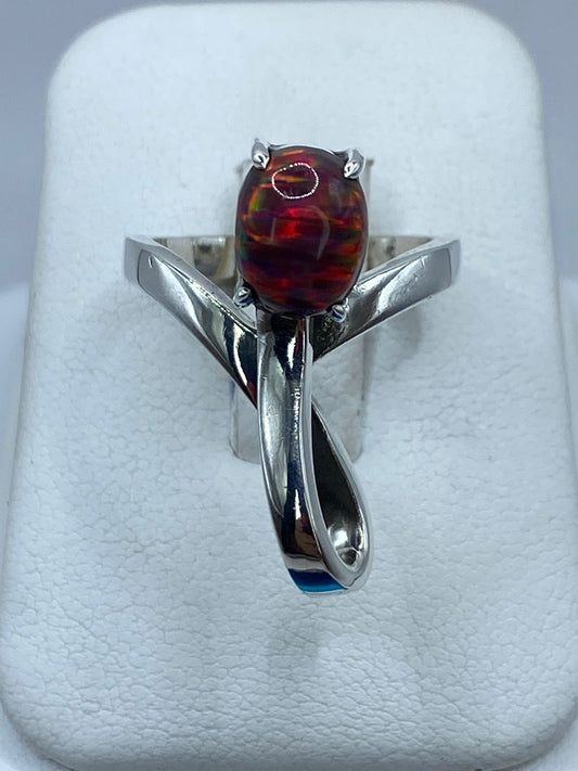Anillo de Plata .925 con Ópalo de Fuego Naranja-rojo y Destellos Verdes — vista lateral