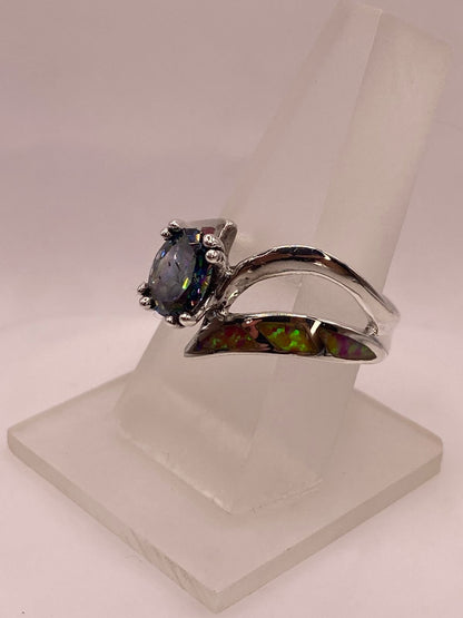 Anillo de Plata .950 con Ópalo de Fuego y Zirconia Multicolor Diseño Elegante, vista frontal