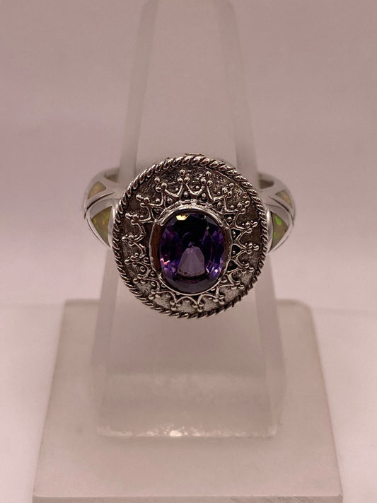 Anillo de Plata .950 con Zirconia Violeta y Ópalo de Fuego Diseño Real — ángulo diagonal